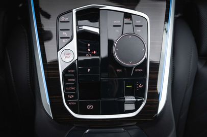 Car image 41