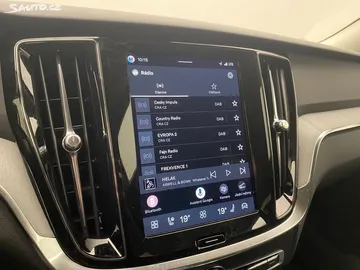 Car image 48