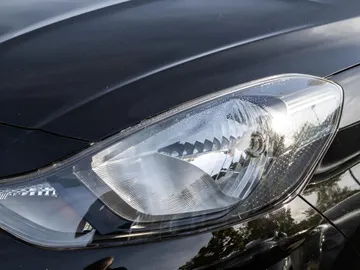 Car image 27