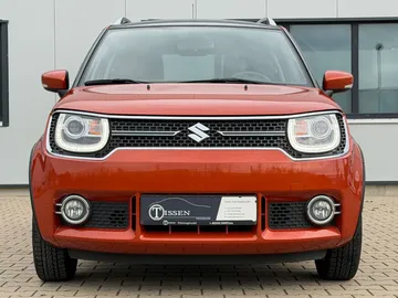 Car image 5