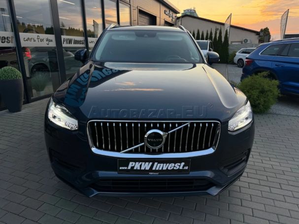 Volvo XC90 B5 AWD Momentum 173 kW image number 2