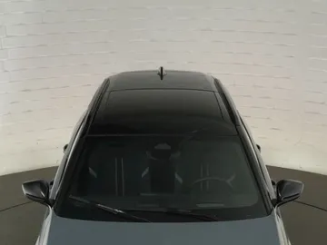 Car image 36