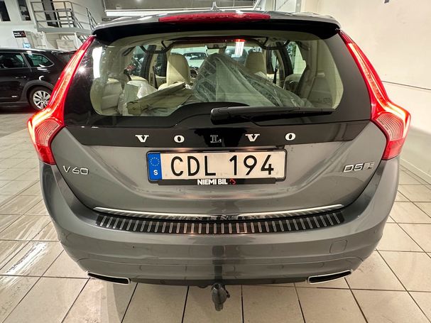 Volvo V60 AWD D5 171 kW image number 8