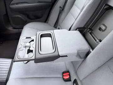 Car image 45