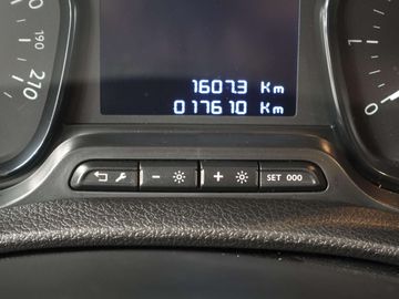 Car image 36