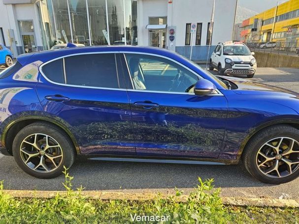 Alfa Romeo Stelvio 2.2 AT8 Q4 140 kW image number 4