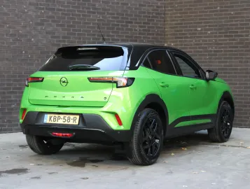 Car image 2