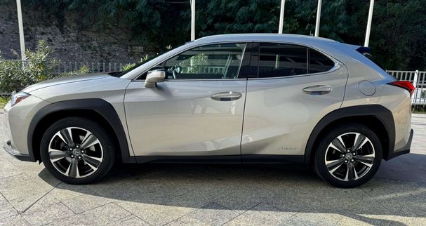 Lexus UX 250h Luxury 135 kW image number 8