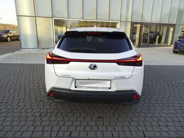 Lexus UX 250h 135 kW image number 6