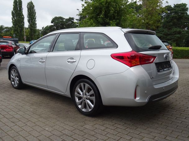 Toyota Auris 100 kW image number 6