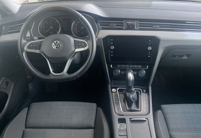 Car image 31