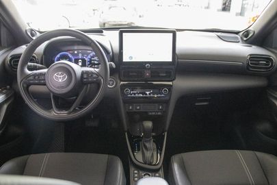 Car image 15