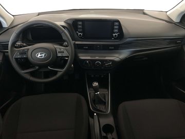 Car image 14