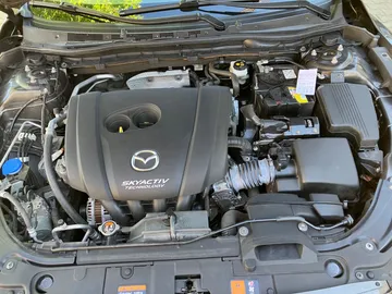 Car image 30