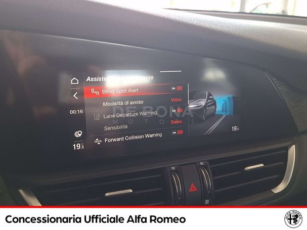 Alfa Romeo Giulia 2.2 118 kW image number 14