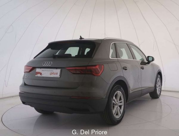 Audi Q3 35 TDI S tronic Business 110 kW image number 3