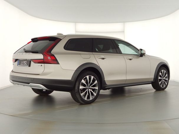 Volvo V90 Cross Country AWD B5 173 kW image number 4