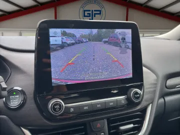 Car image 24