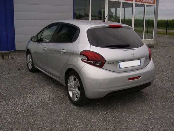 Peugeot 208 PureTech 82 Style 60 kW image number 5