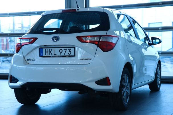 Toyota Yaris Hybrid 74 kW image number 6