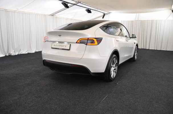 Tesla Model Y Long Range AWD 378 kW image number 5