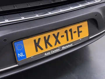 Car image 44