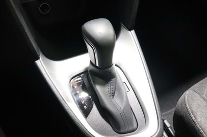 Car image 26