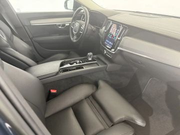 Car image 36
