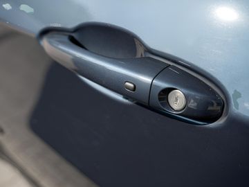 Car image 29