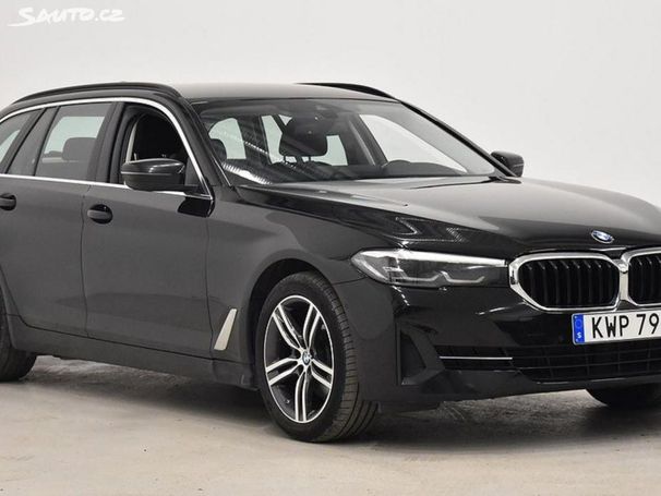 BMW 520d Touring xDrive 140 kW image number 2