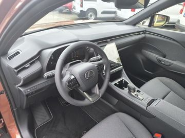 Car image 20