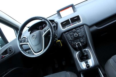 Car image 22