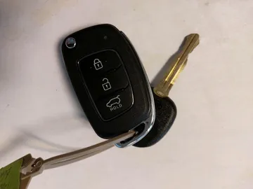 Car image 38