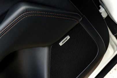 Car image 37