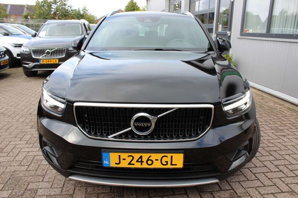 Volvo XC40 1.5 T2 95 kW image number 9