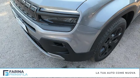 Car image 22