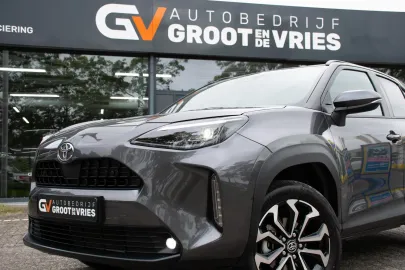 Car image 2