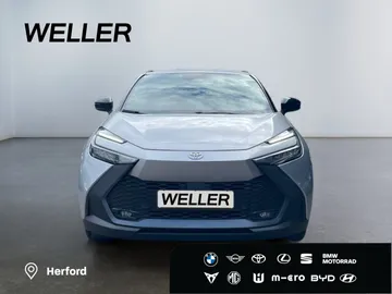Car image 3