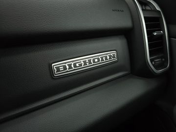 Car image 33