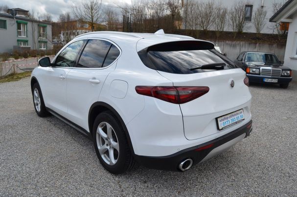 Alfa Romeo Stelvio 2.2 Diesel 16V AT8 Q4 Super 140 kW image number 7