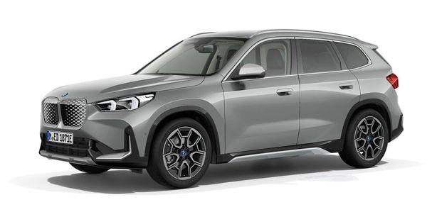 BMW iX1 xDrive30 200 kW image number 1