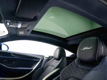 Car image 28
