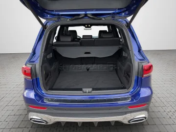 Car image 38