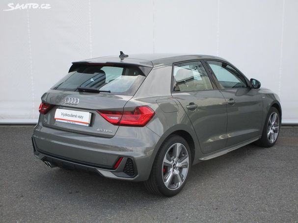 Audi A1 2.0 TFSI S-line 152 kW image number 3