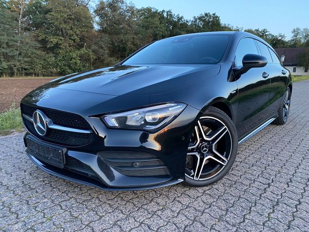 Mercedes-Benz CLA 200 Shooting Brake d AMG Line 110 kW image number 2