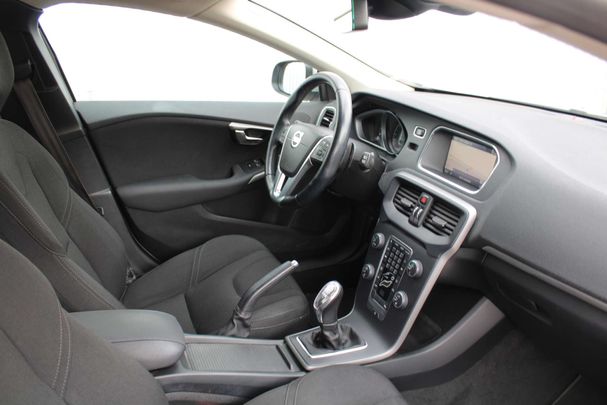 Volvo V40 T3 110 kW image number 4