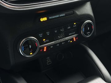 Car image 33