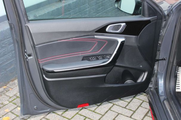 Kia ProCeed GT 150 kW image number 6