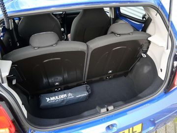 Car image 36