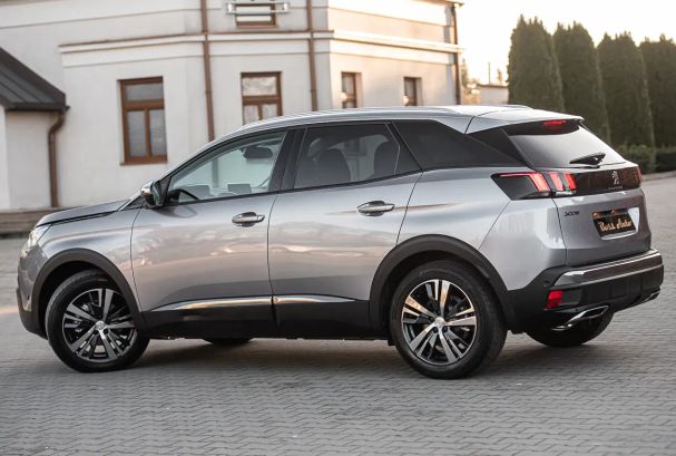 Peugeot 3008 BlueHDi 180 EAT8 Allure 130 kW image number 10